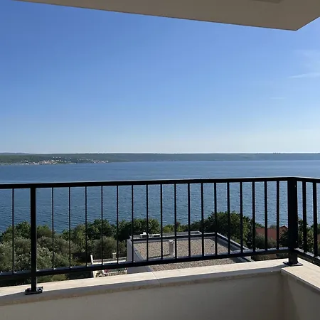 Theview 1 Apartment Maslenica