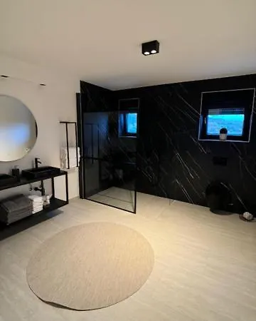 Theview 1 Apartment Maslenica