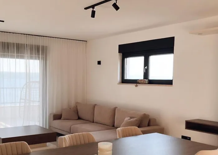 Apartmán Theview 1 *